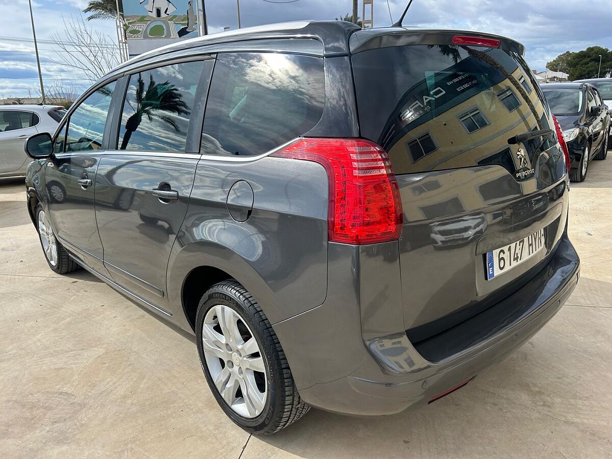 PEUGEOT 5008 STYLE 1.6 HDI AUTO SPANISH LHD IN SPAIN 118000 MILES 7 SEATS 2014